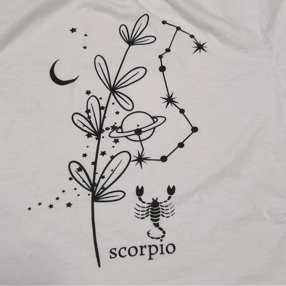 Smart Blanks Scorpio T shirt Size Small White Crewneck - Picture 3 of 6